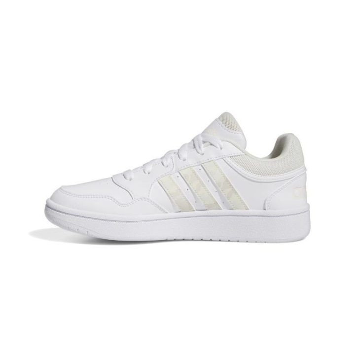 Moteriški žemo profilio sportbačiai adidas Hoops 3.0, balti