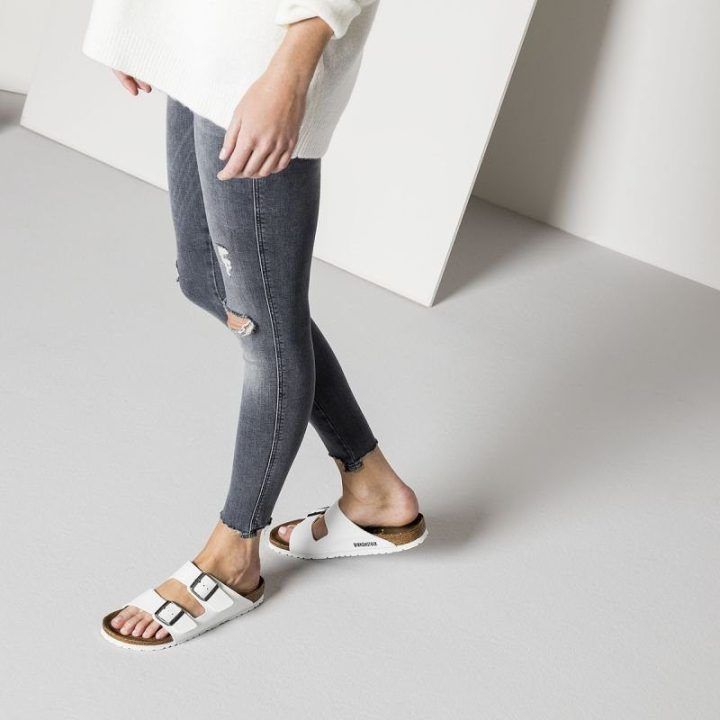 Moteriškos šlepetės su sagtimis Birkenstock Arizona BS, baltos