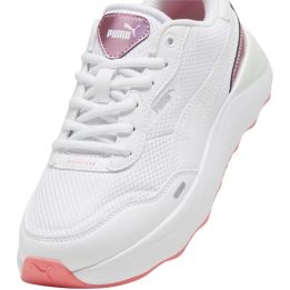 Moteriški sportbačiai Puma Runtamed Platform GirlPower, balti