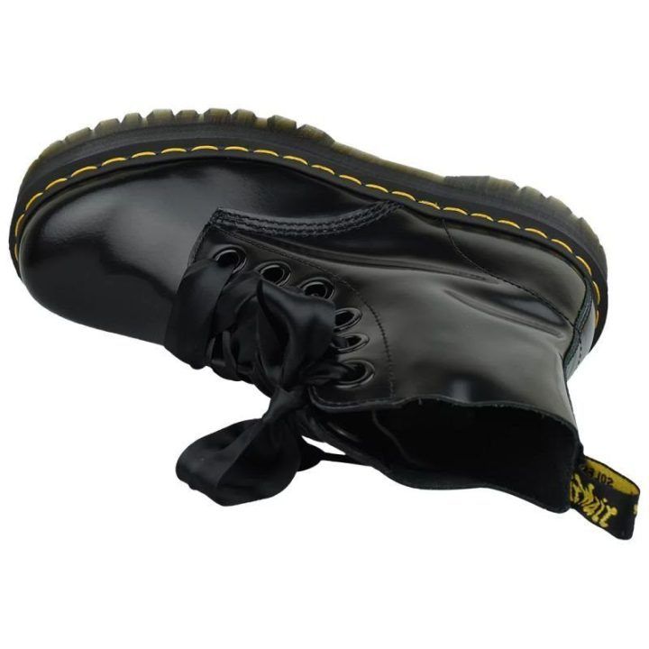 Moteriški aulinukai su platforma Dr. Martens Molly, juodi