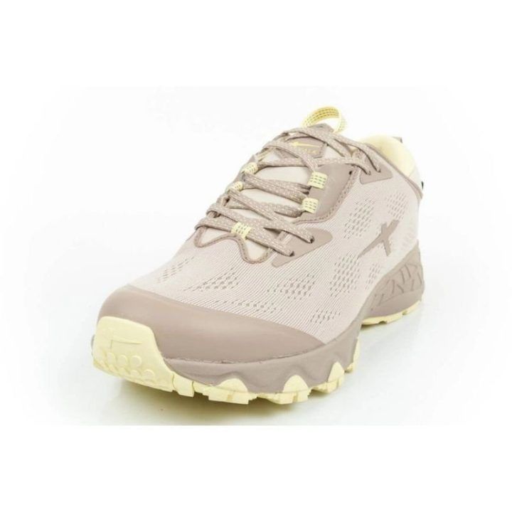 Moteriški sportbačiai su GORE-TEX ir 2PROTECT Tamaris