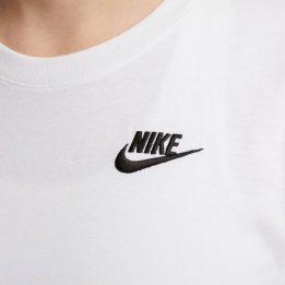 Moteriški įprasto kirpimo marškinėliai Nike Sportswear, balti