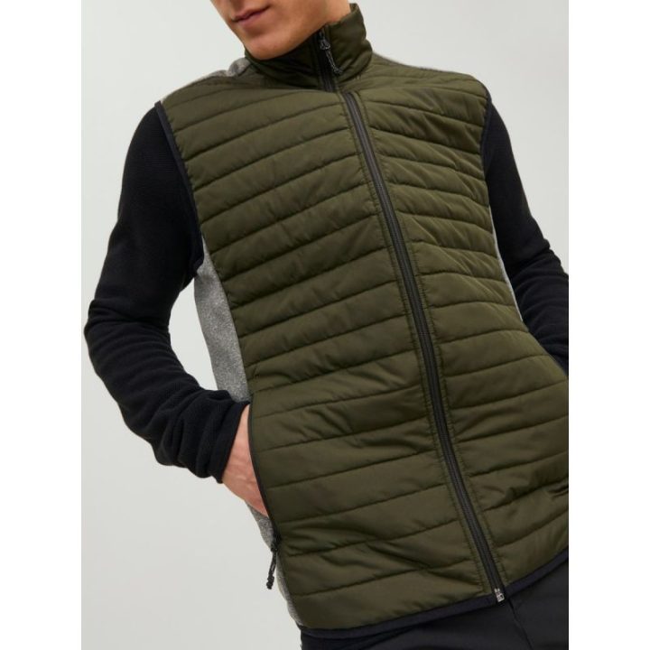 Vyriška dygsniuota liemenė su užtrauktuku Jack & Jones, žalia