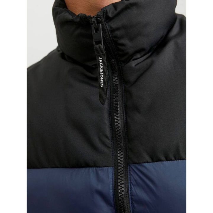 Vyriška pašiltinta liemenė su stačia apykakle Jack & Jones