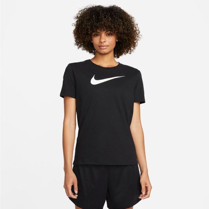 Moteriški įprasto kirpimo marškinėliai Nike DF Swoosh, juodi