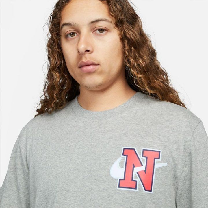 Vyriški laisvo kirpimo marškinėliai Nike Sportswear, pilki