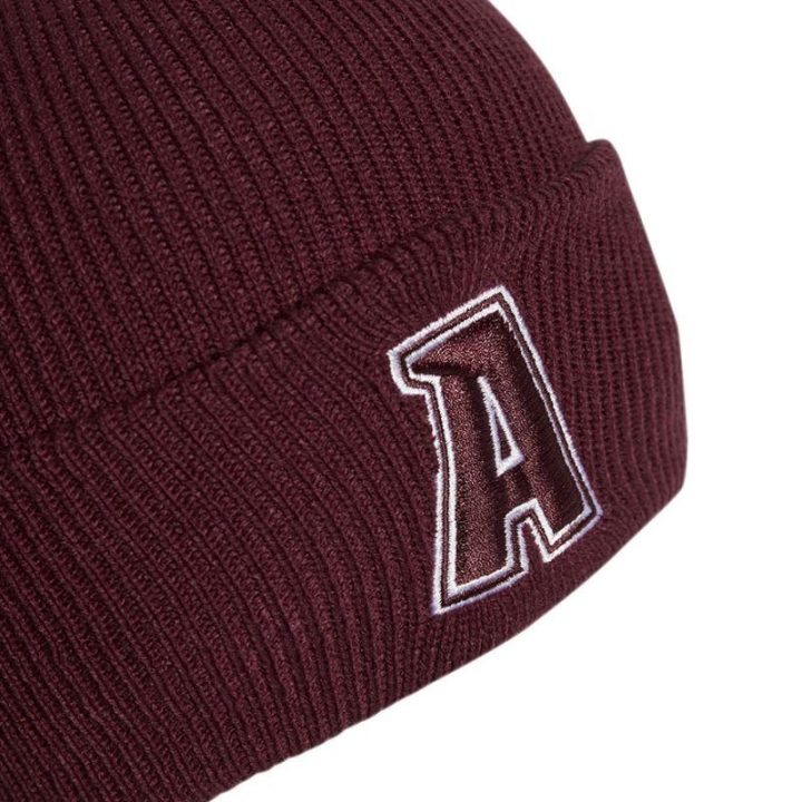Megzta kepurė su atlenkiamu kraštu adidas Cuff Var, bordo