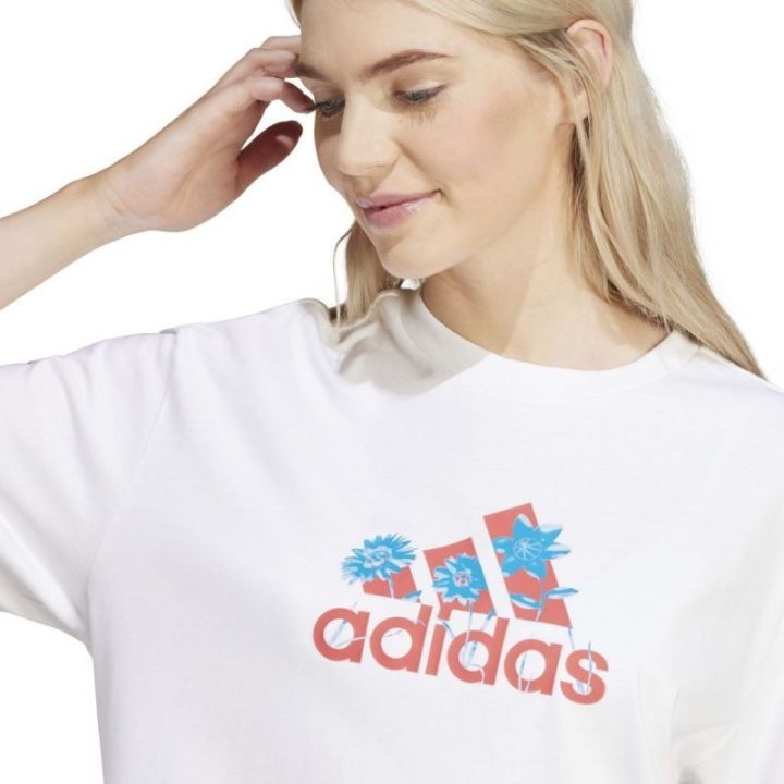 Moteriški medvilniniai marškinėliai su gėlių grafika adidas, balti