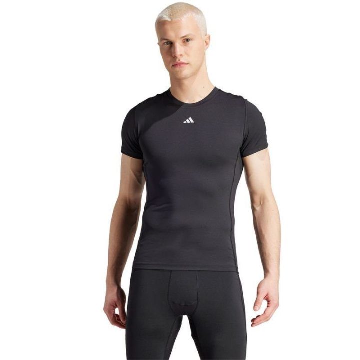 Vyriški prigludę marškinėliai adidas Techfit, juodi