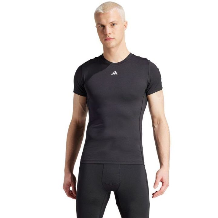 Vyriški prigludę marškinėliai adidas Techfit, juodi