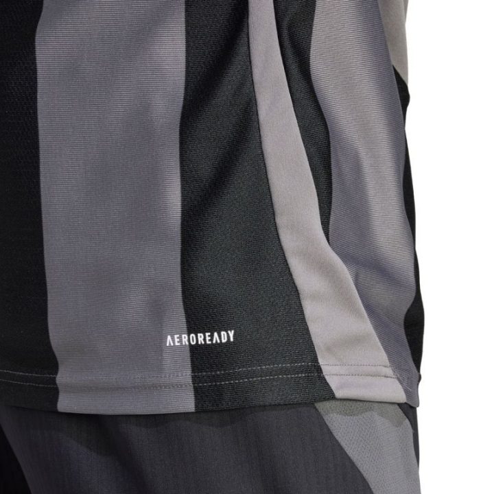 Vyriški futbolo marškinėliai adidas Striped 24 Jersey, juodi ir pilki