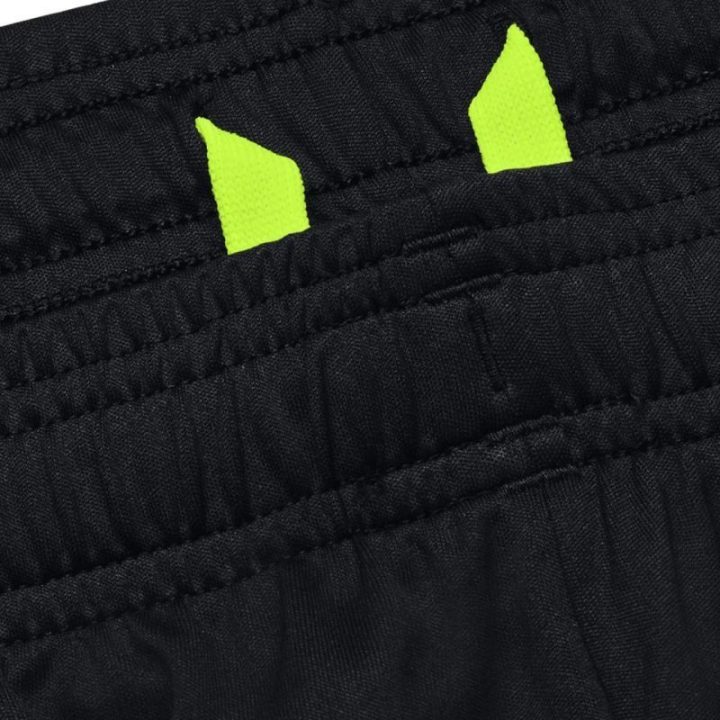 Vyriški šortai Under Armour Tech Graphic, juodi