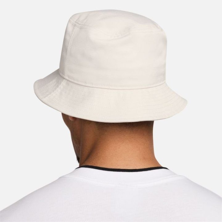 Skrybėlė su siuvinėtu Swoosh logotipu Nike Apex