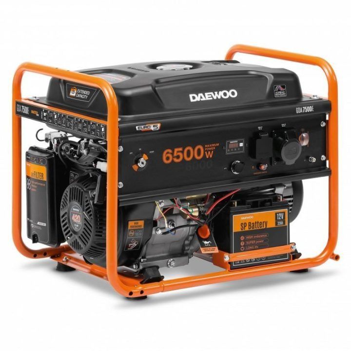 Benzininis generatorius Daewoo GDA 7500E, 6500 W, oranžinis ir juodas