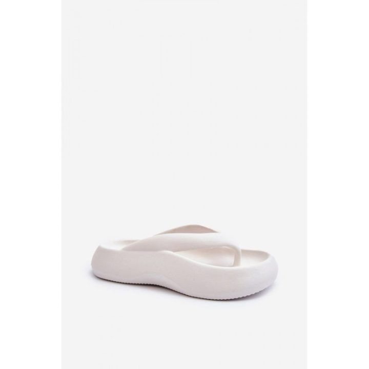 Moteriškos šlepetės ant masyvios platformos STEP IN STYLE, baltos