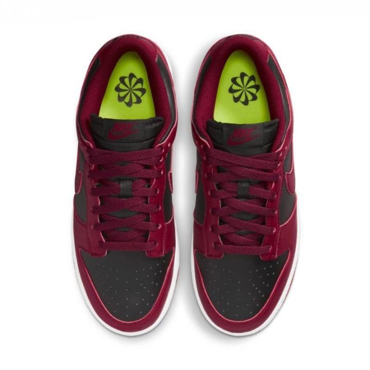 Moteriški sportbačiai Nike Dunk Low Next Nature, bordo