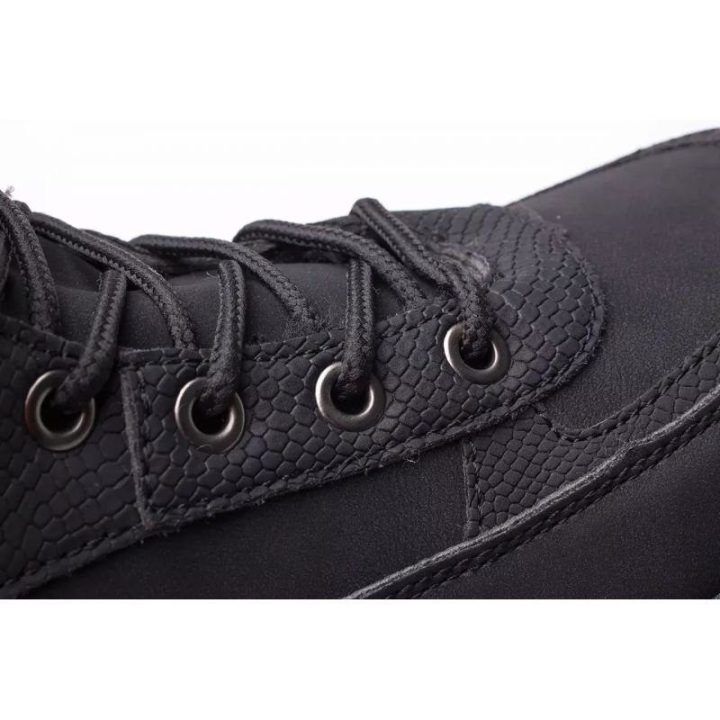 Moteriški pašiltinti aulinukai su raišteliais Lee Cooper, juodi