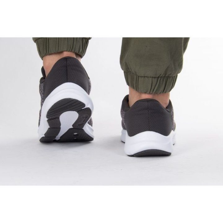 Vyriški sportbačiai Under Armour Charged Pursuit 3 Twist, pilki