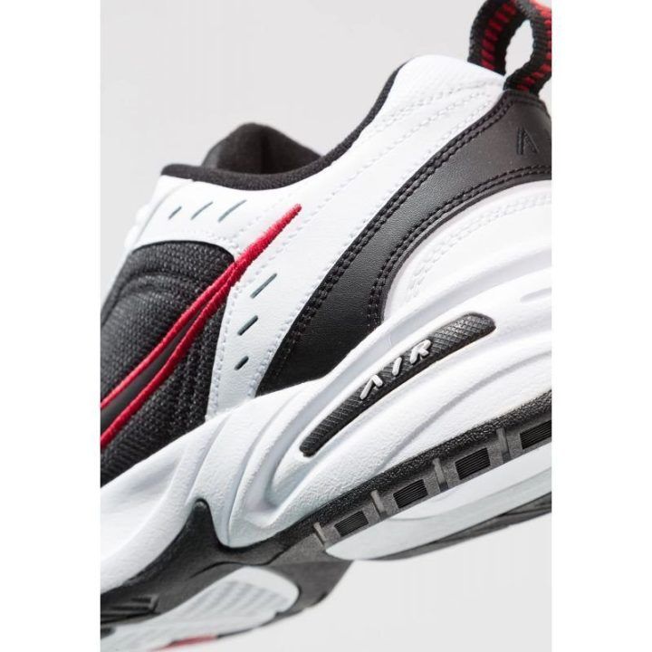 Vyriški sportbačiai Nike Air Monarch IV, balti ir juodi