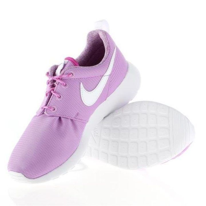 Moteriški sportbačiai Nike Rosherun, violetiniai