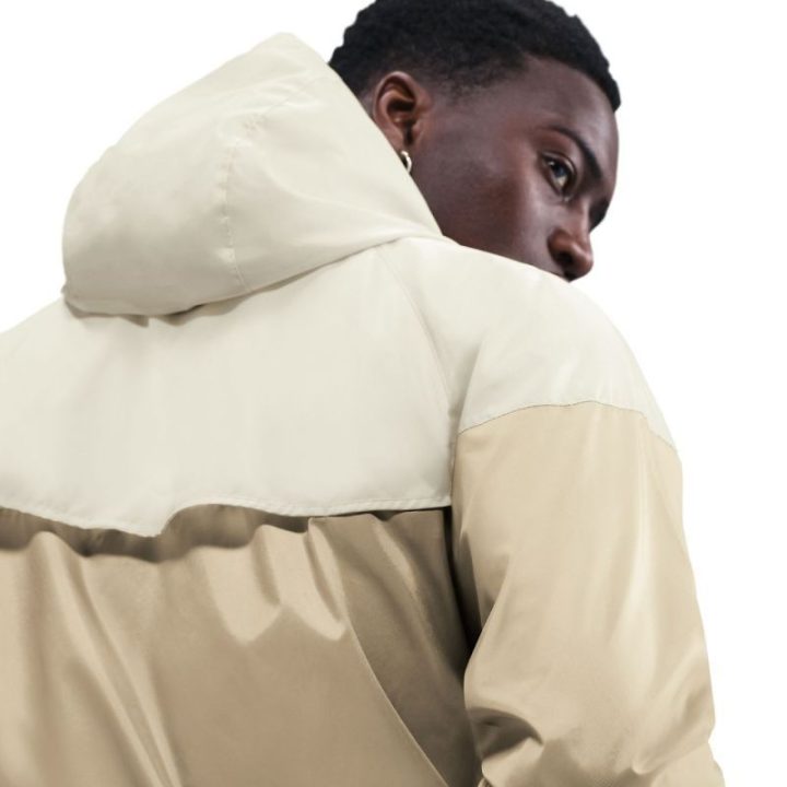 Vyriška striukė su V formos intarpu Nike Sportswear Windrunner, smėlio
