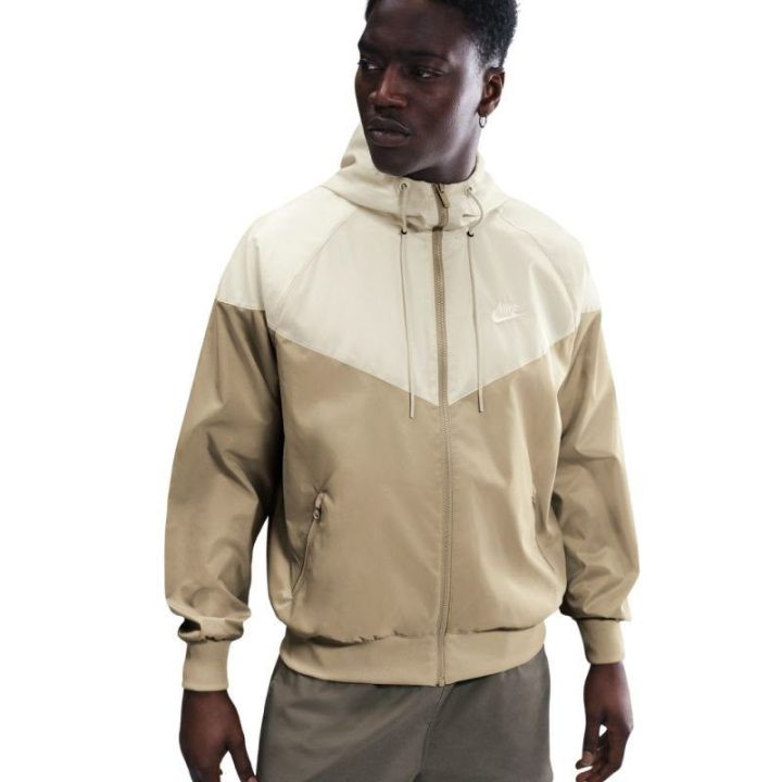 Vyriška striukė su V formos intarpu Nike Sportswear Windrunner, smėlio