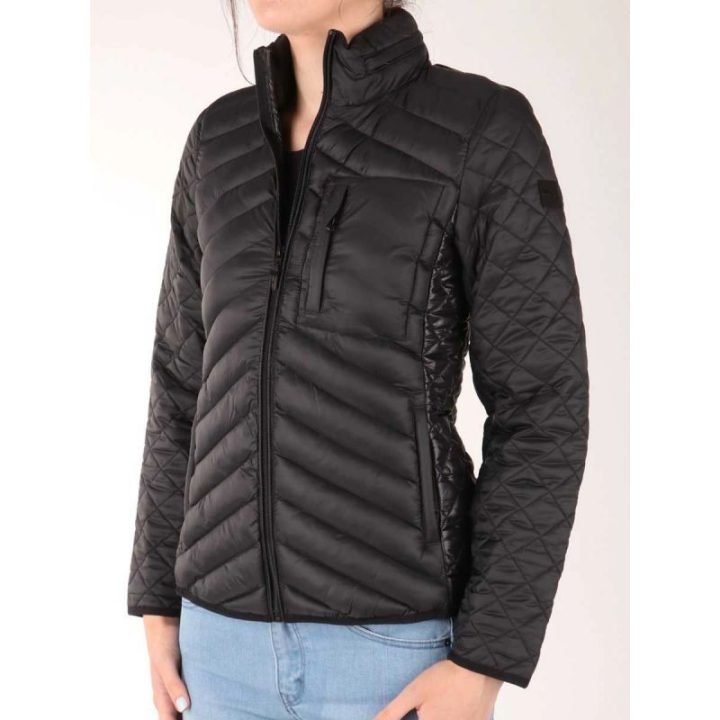 Dygsniuota striukė Wrangler