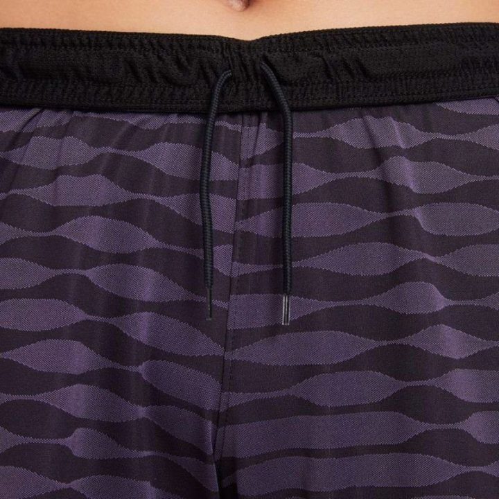 Moteriški treniruočių šortai Nike Dri-FIT Strike, violetiniai