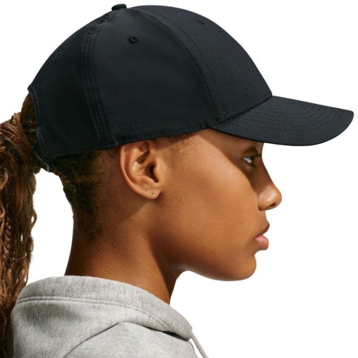 Kepurė su snapeliu Nike Dri-FIT Club FB5371, juoda
