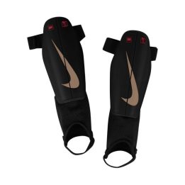 Vaikiškos futbolo blauzdų apsaugos Nike Charge, juodos