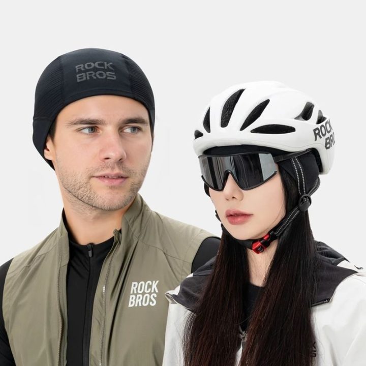 Megzta dviratininkų kepurė be siūlių Rockbros, juoda