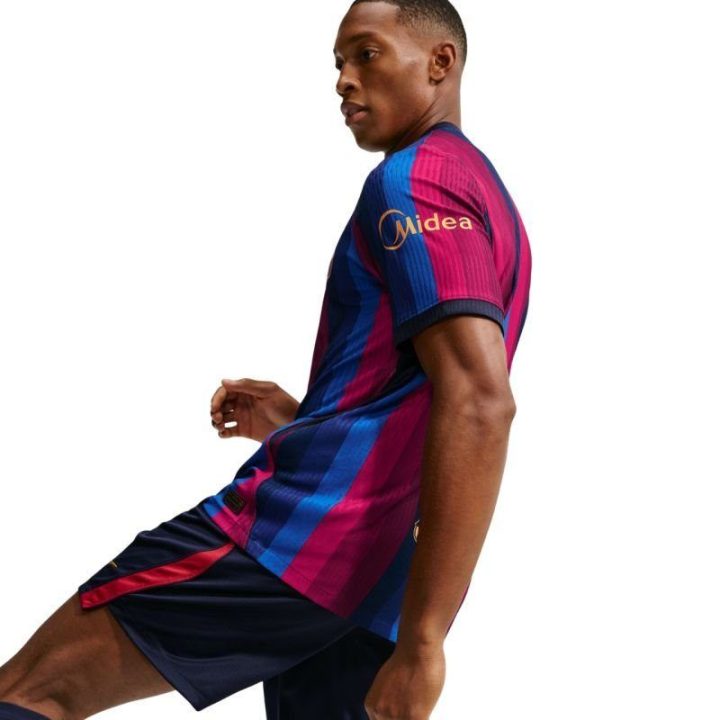 Vyriški futbolo marškinėliai Nike FC Barcelona, bordo ir tamsiai mėlyni
