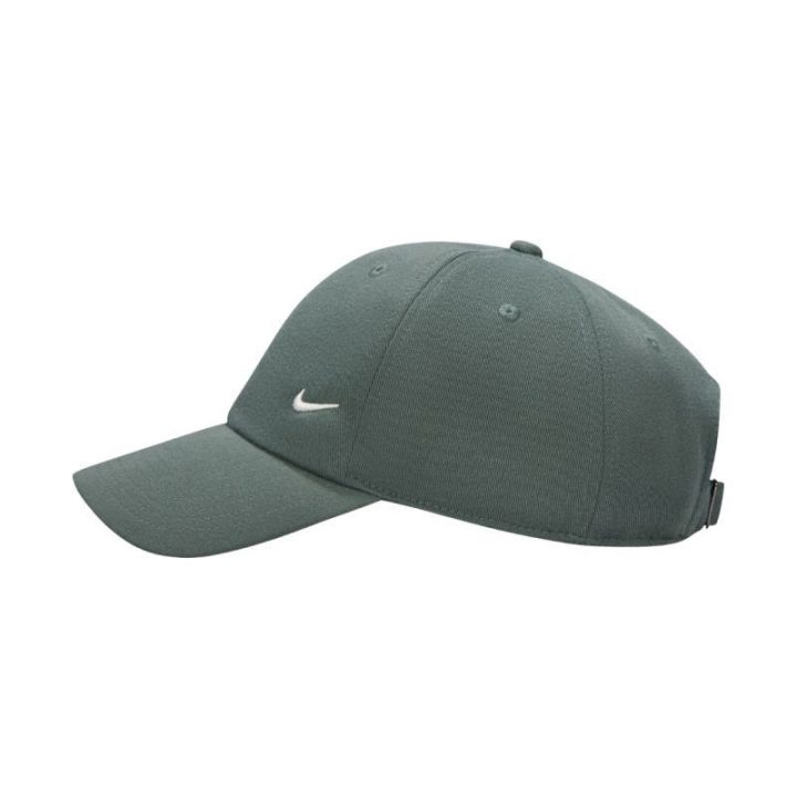 Uniseks kepurė su lenktu snapeliu Nike Club, alyvuogių