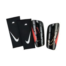 Blauzdų apsaugos Nike Mercurial FlyLite SuperLock, juodos, vėdinamos