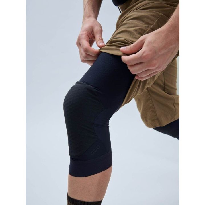 Lengvos kelių apsaugos POC VPD Air Flow Knee, juodos