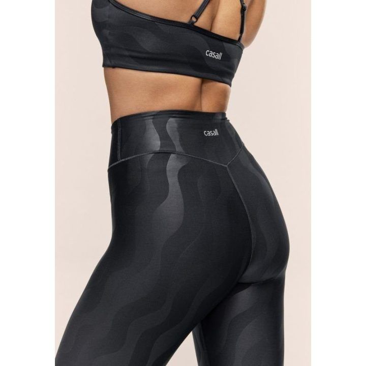 Sportinė liemenėlė su vidutine atrama Casall Sleek Strappy, juoda