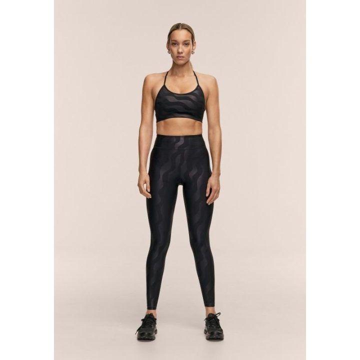 Sportinė liemenėlė su vidutine atrama Casall Sleek Strappy, juoda