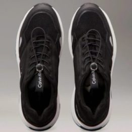 Moteriški sportbačiai su tampriais raišteliais Calvin Klein, juodi