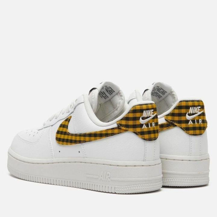 Moteriški sportbačiai Nike Air Force 1 '07 ESS Trend