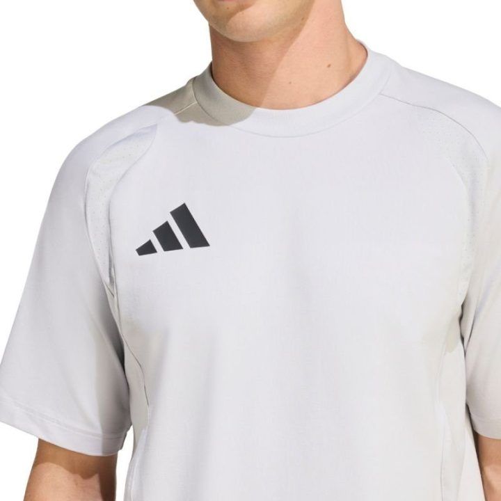 Vyriški medvilniniai marškinėliai adidas Tiro 26 Travel, šviesiai pilki