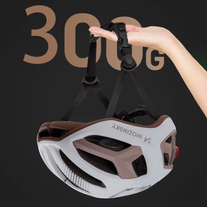 Plento šalmas su galiniu žibintu Wozinsky HT-68TL, pilkai rudas