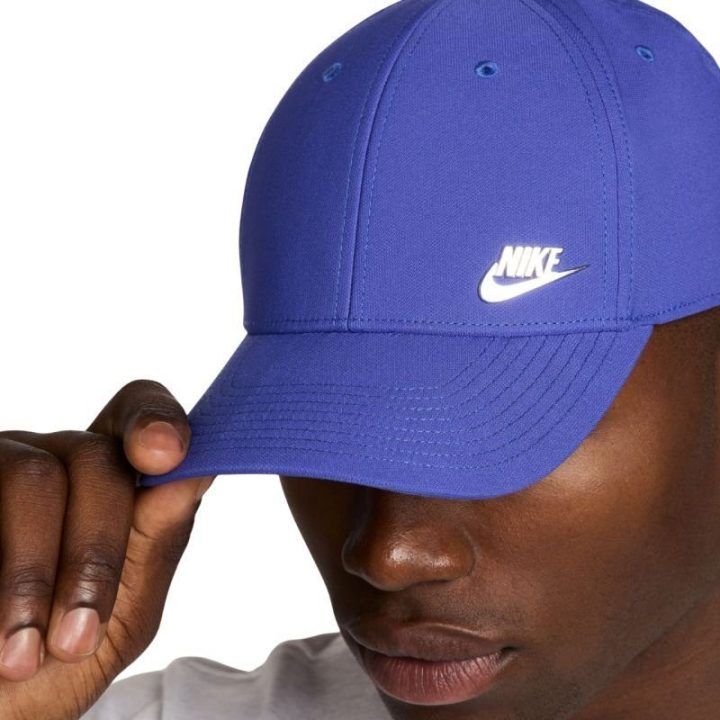 Kepurė su snapeliu Nike Dri-FIT Club, violetinė