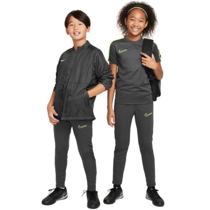 Vaikiškos kelnės su siaurėjančiomis klešnėmis Nike Dri-FIT, pilkos