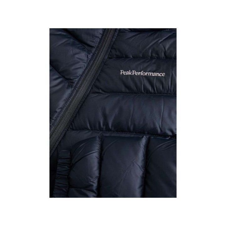Moteriška pūkinė parka Peak Performance Frost, juoda