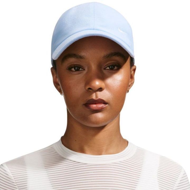 Uniseks kepurė su snapeliu Nike Club, žydra