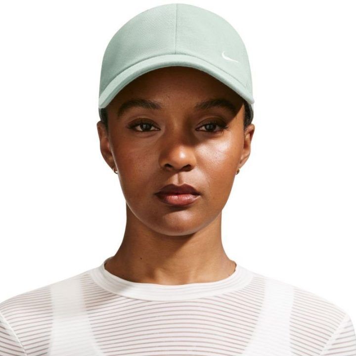 Uniseks kepurė su lenktu snapeliu Nike Club, žalia