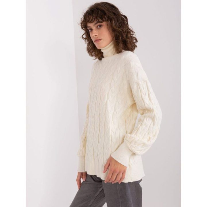 Moteriškas megztas golfas Wool Fashion Italia, kreminis