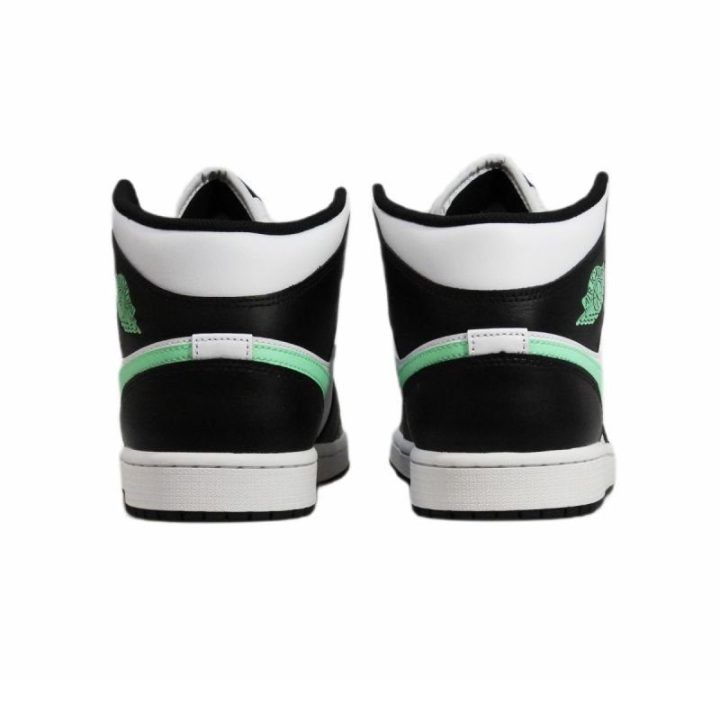 Vyriški sportbačiai aukštu auliuku Air Jordan 1 Mid, balti