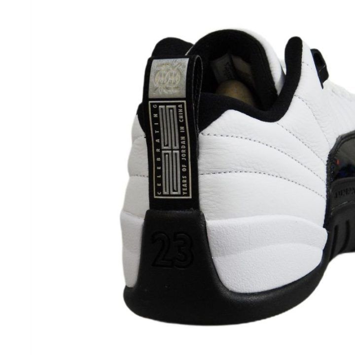 Vyriški odiniai sportbačiai Air Jordan 12 Retro Low, balti ir juodi