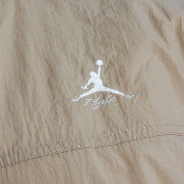 Vyriška striukė Air Jordan Essentials Warm-Up, ruda